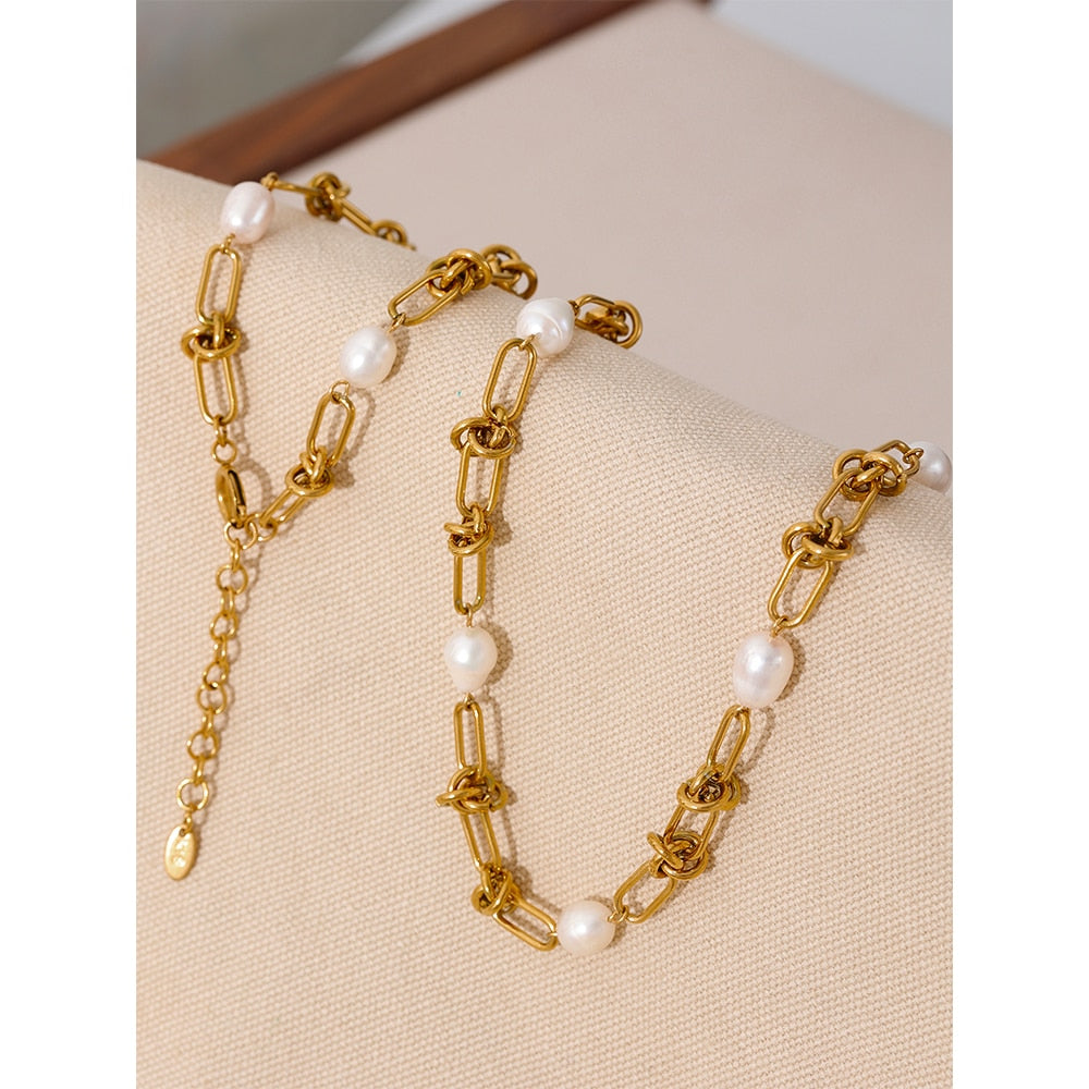 Natural Pearl 18K Gold Plated Necklace - eclatis